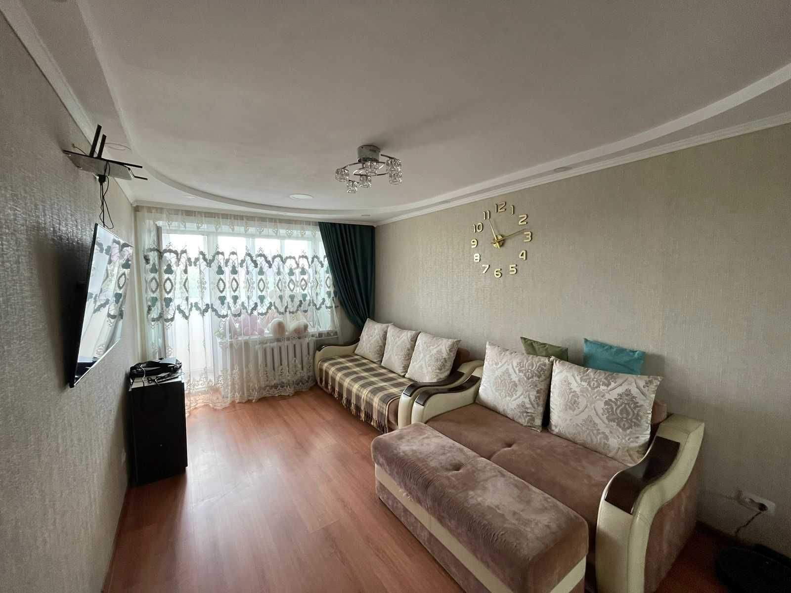 Продам 1 комнатную квартиру в центре