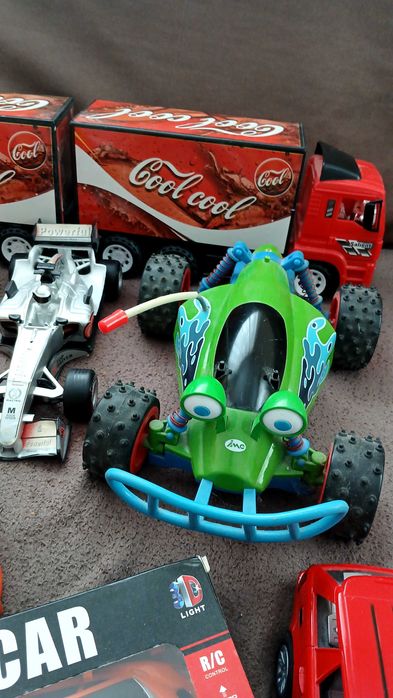 Всички играчки  за 50 лв.