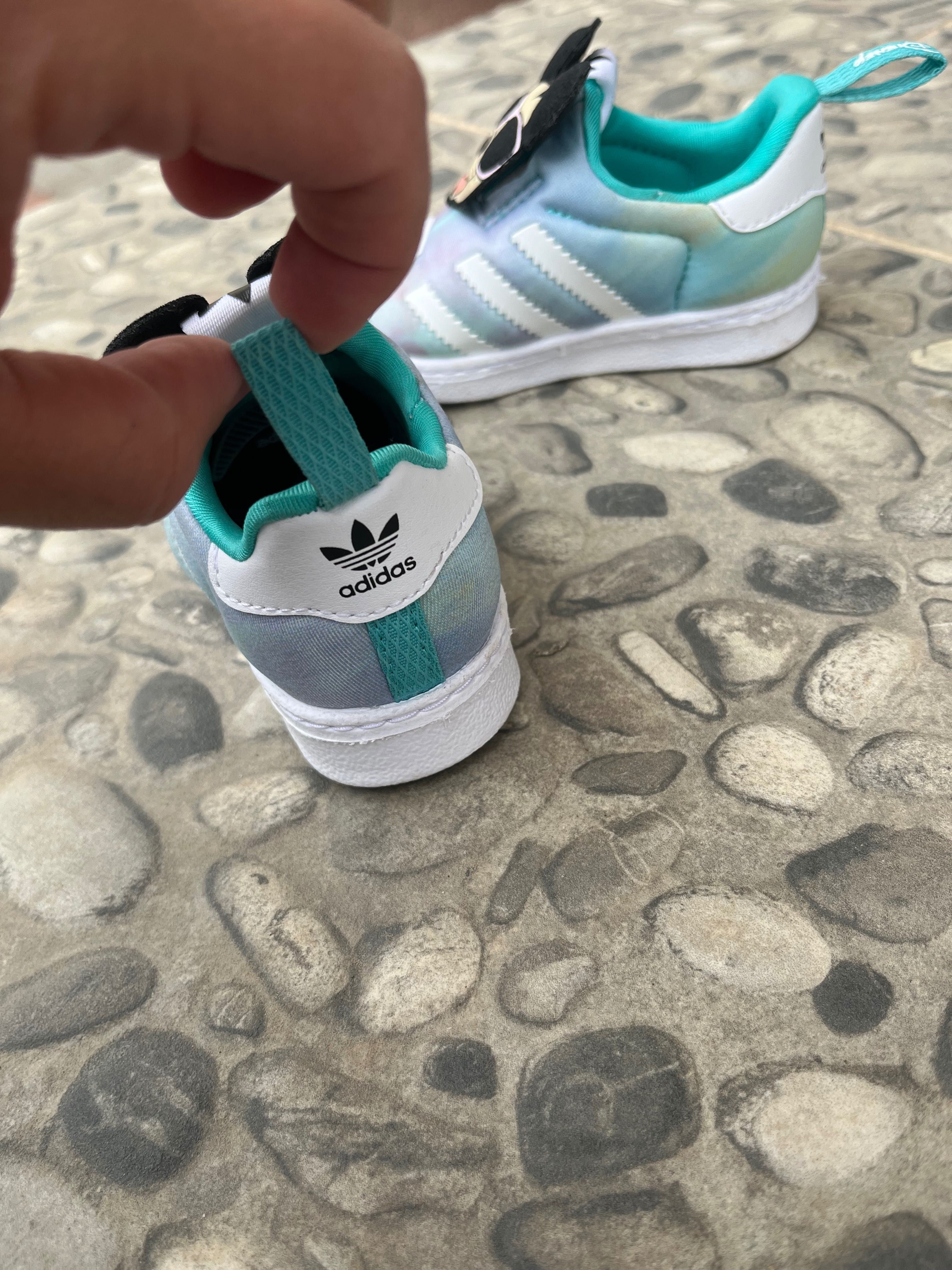 Adidași copii Mickey Mouse Adidas