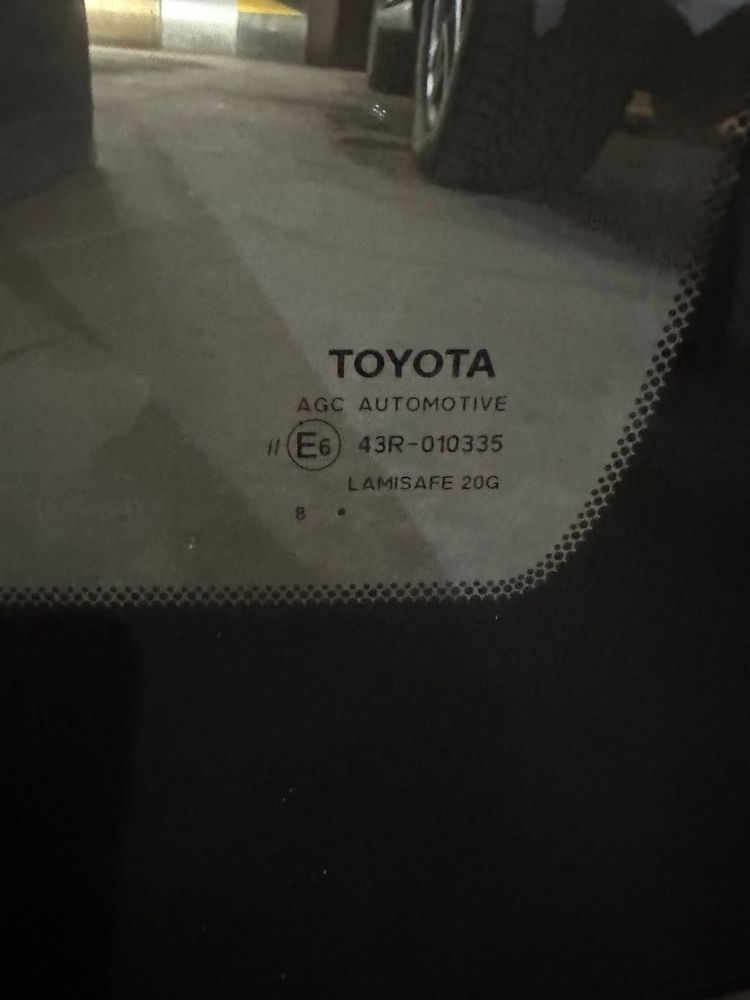 Лобовое стекло Toyota Camry 2019