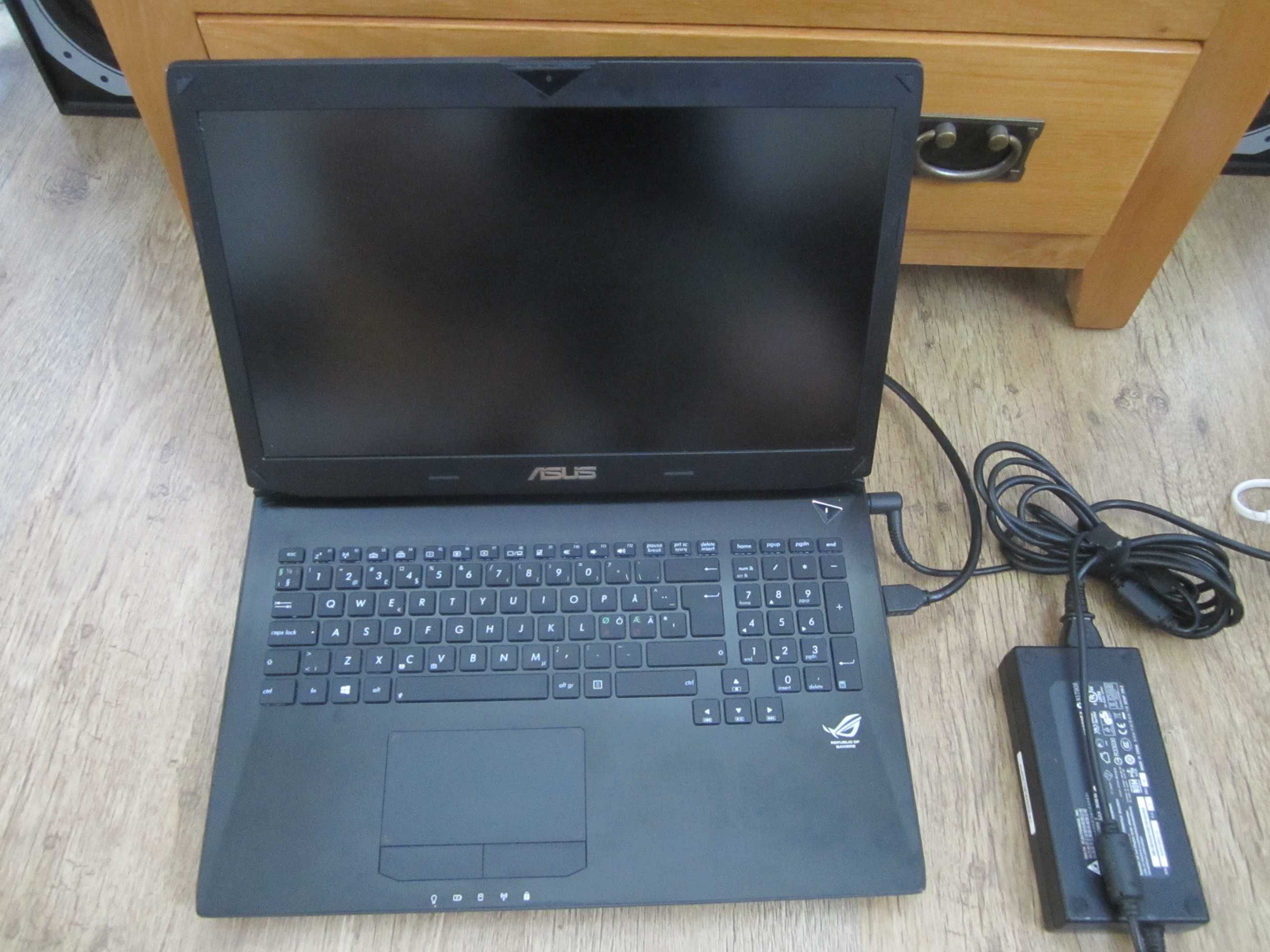 ASUS ROG G750J 17" Gaming Laptop SSD+HDD 1TB 16GB RAM i7