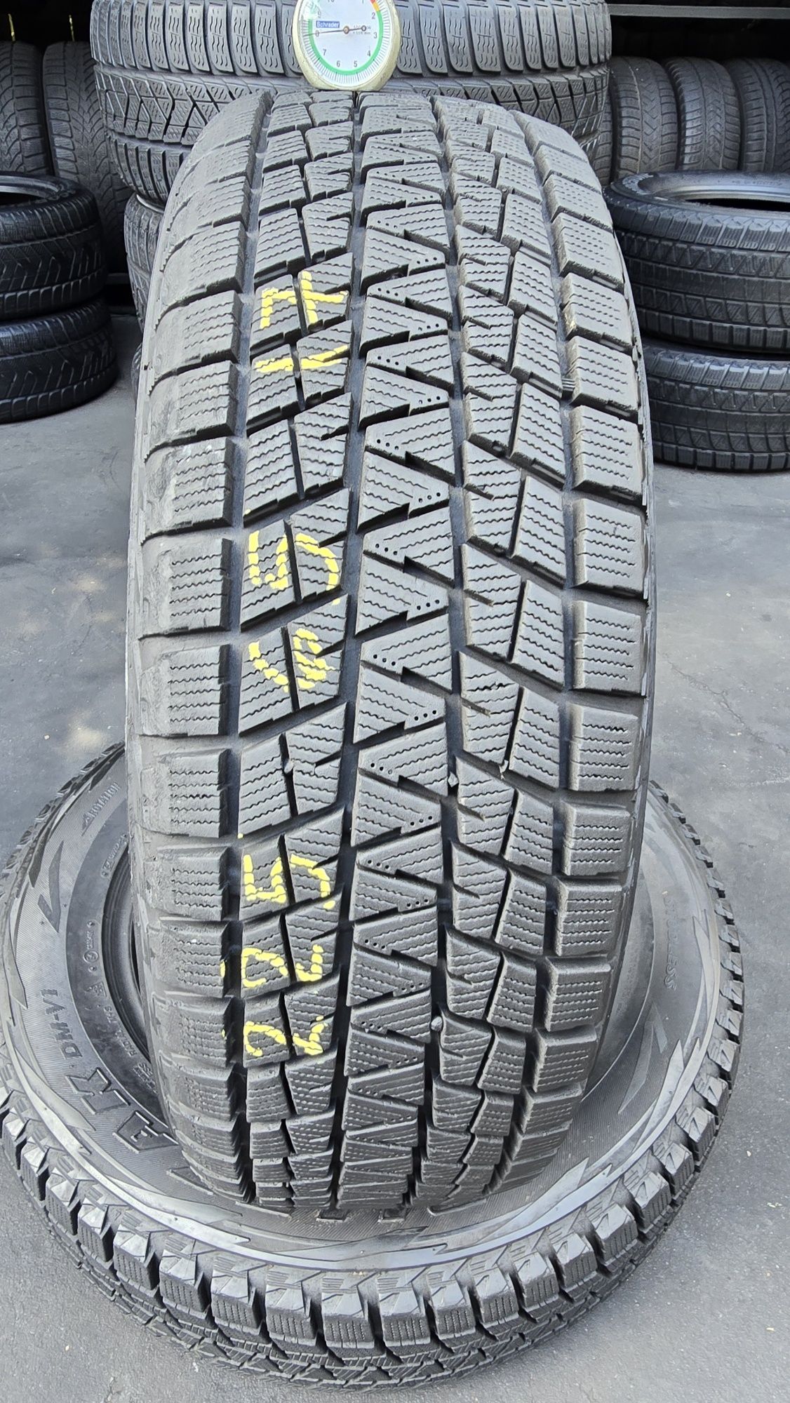 2 anvelope iarnă Bridgestone 225/65/17 - transport gratuit