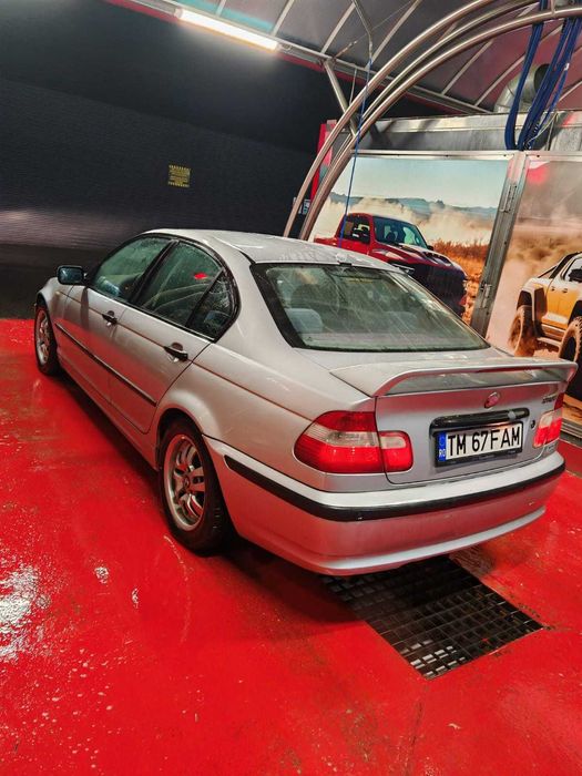 Vand BMW 318 ,1.8 benzina