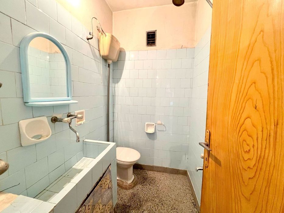 Продава се Двустаен апартамент в София, Света Троица - 60 кв.м за 2100 €/кв.м - Снимка #4