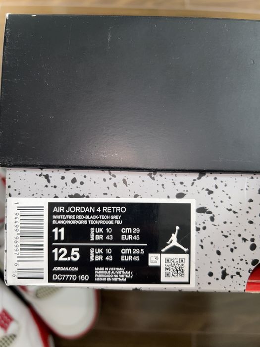 Jordan 4 Fire Red 2020