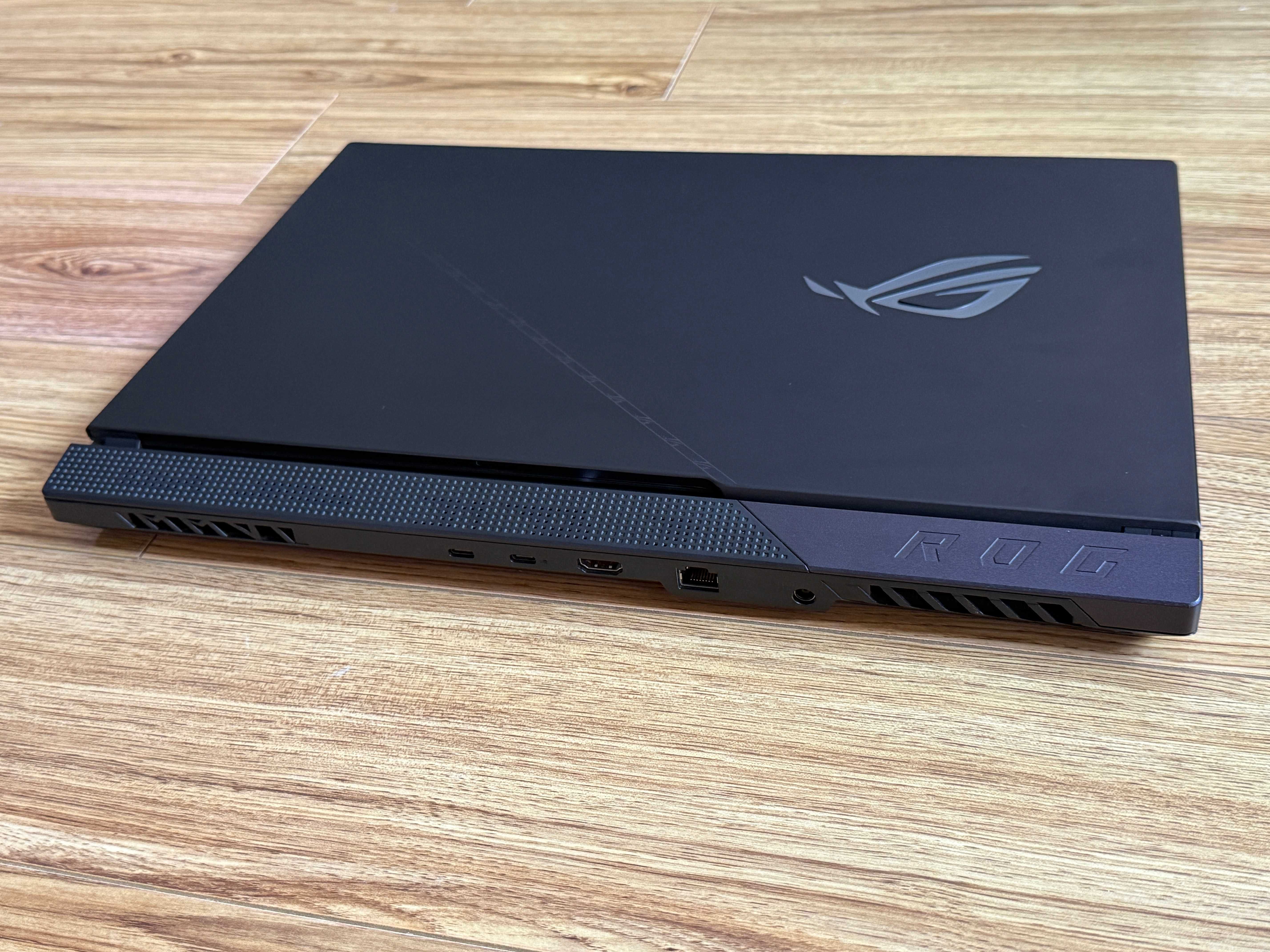 17.3 ROG Scar`i9-12900H/RTX 3080/32GB DDR5/1TB NVMe/WQHD 240Hz 3ms