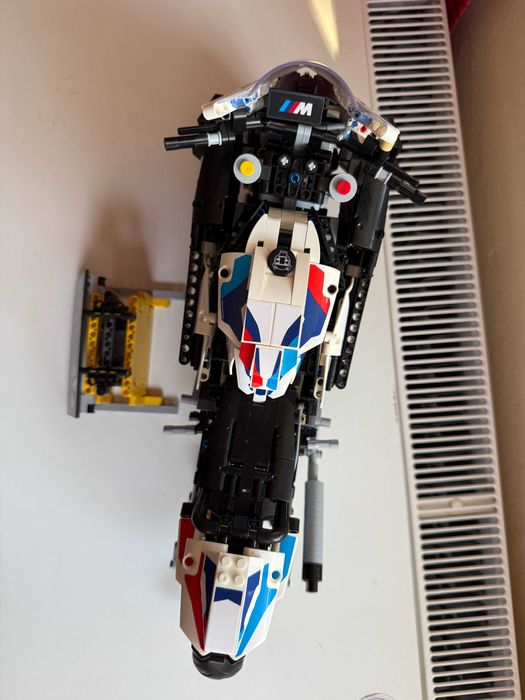 LEGO® Technic 42130 - BMW M 1000 RR