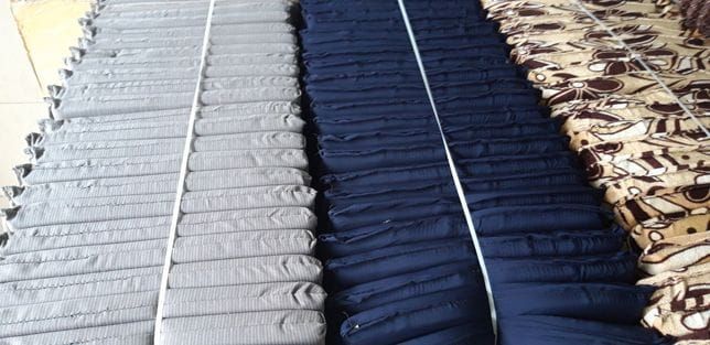 Perna scaun 30x30. Gradina, acasa, birou, biserica. 130 lei/25 buc.