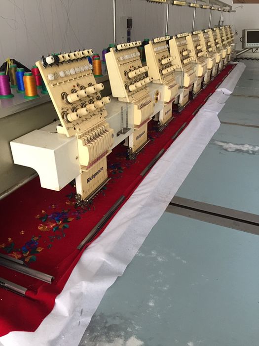 Masina de brodat industriala