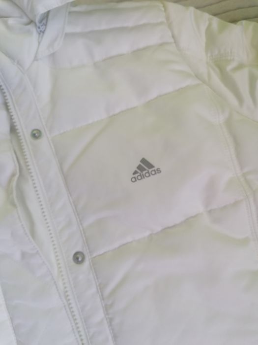 Дамско спортно шушляково яке Adidas