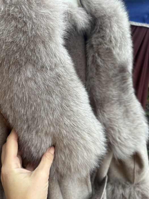 Haina de stofa cu blana naturala