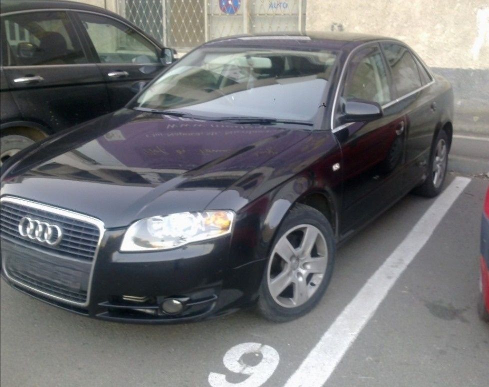 Aripa dreapta spate audi a4 b7 berlina 2.0 tdi 140 cp BLB
