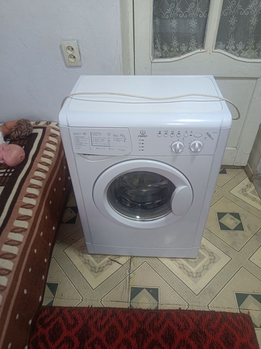 Стиральная машина Индезит