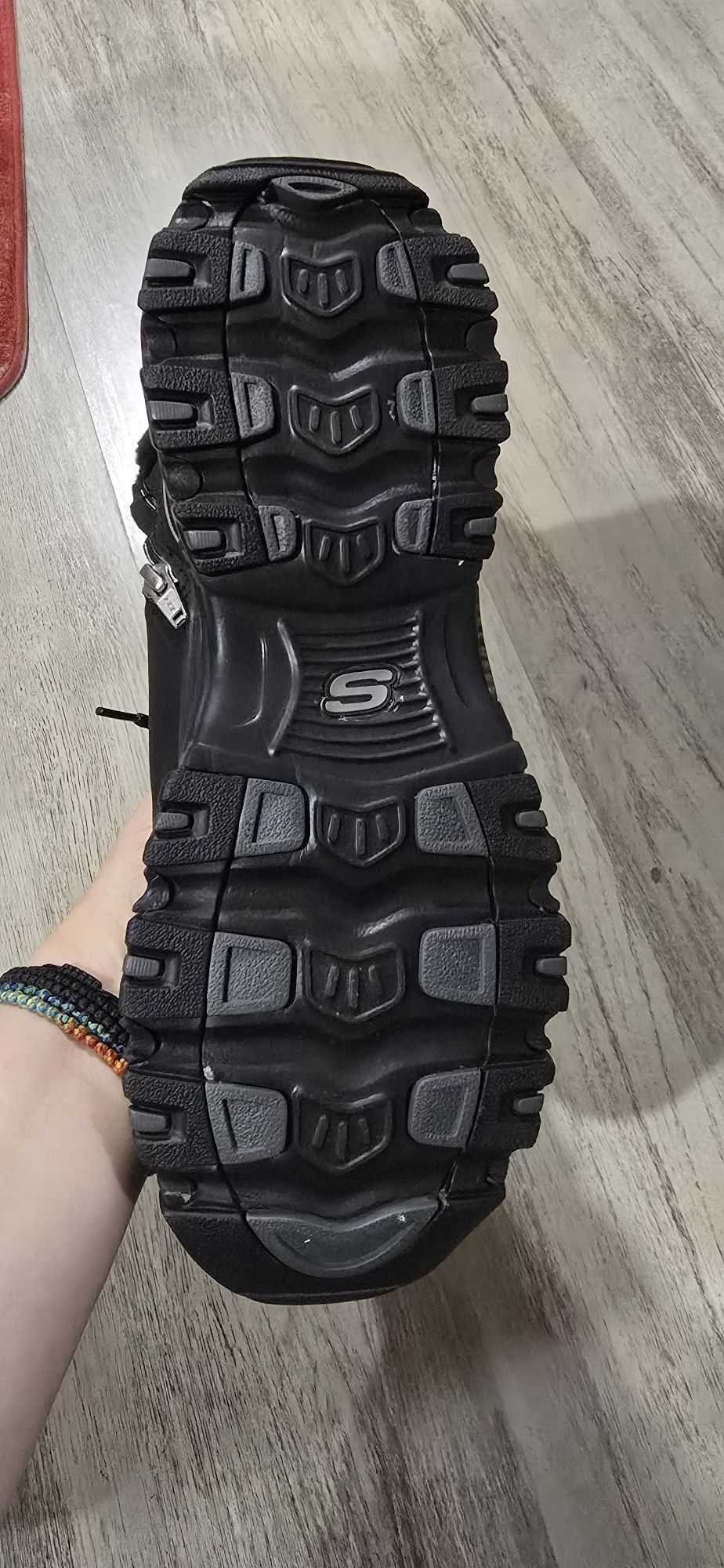 Ghete    Skechers