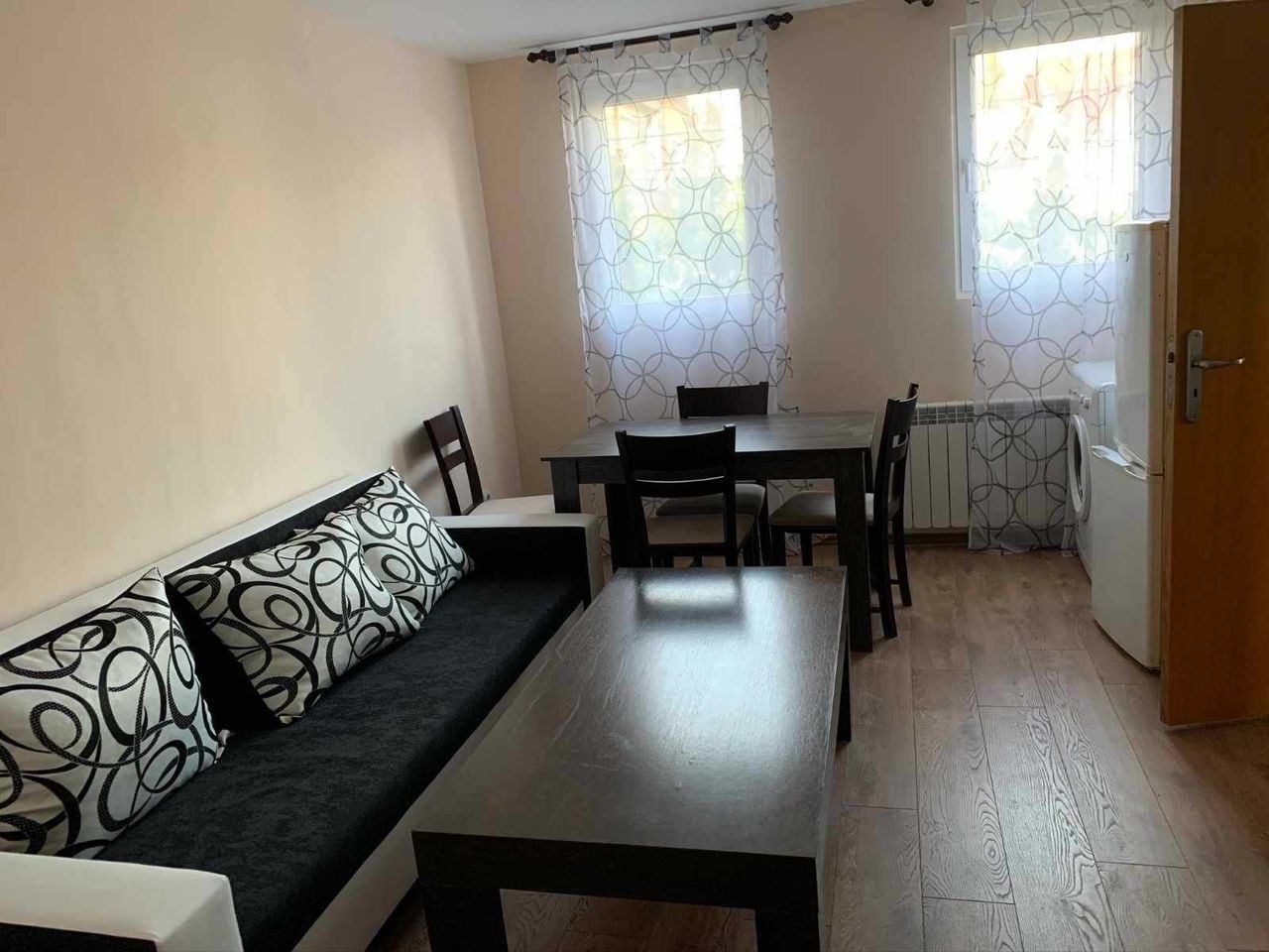 Дава се под наем Двустаен апартамент в София, Карпузица - 60 кв.м за 500 € - Снимка #1