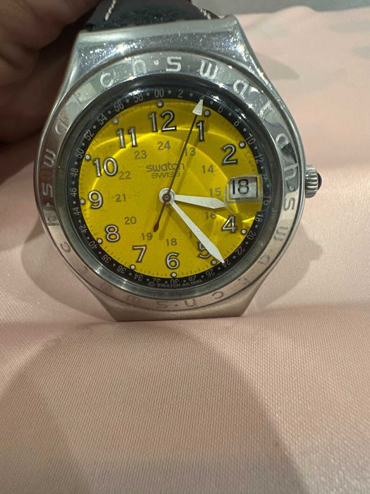 SWATCH Swiss Vintage часовник