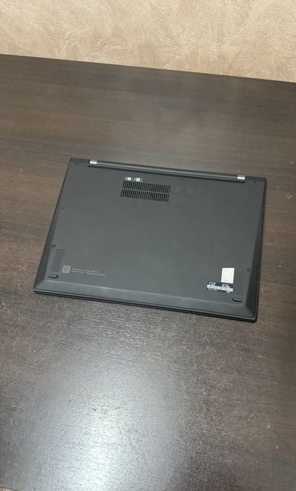 Laptop Thinkpad X1 Carbon GEN 9 kNOU i7-1165 RAM 32 GB DDR5 SIM 5G LTE