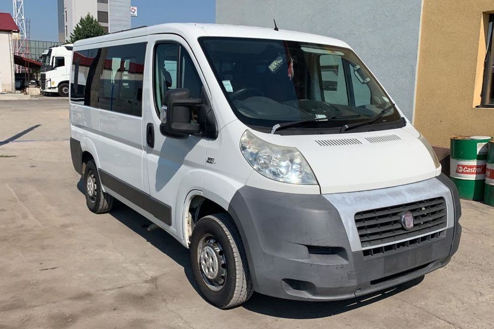 Dezmembrez Fiat Ducato microbus 8+ 1 locuri 2006-2014 Euro 4 Euro 5