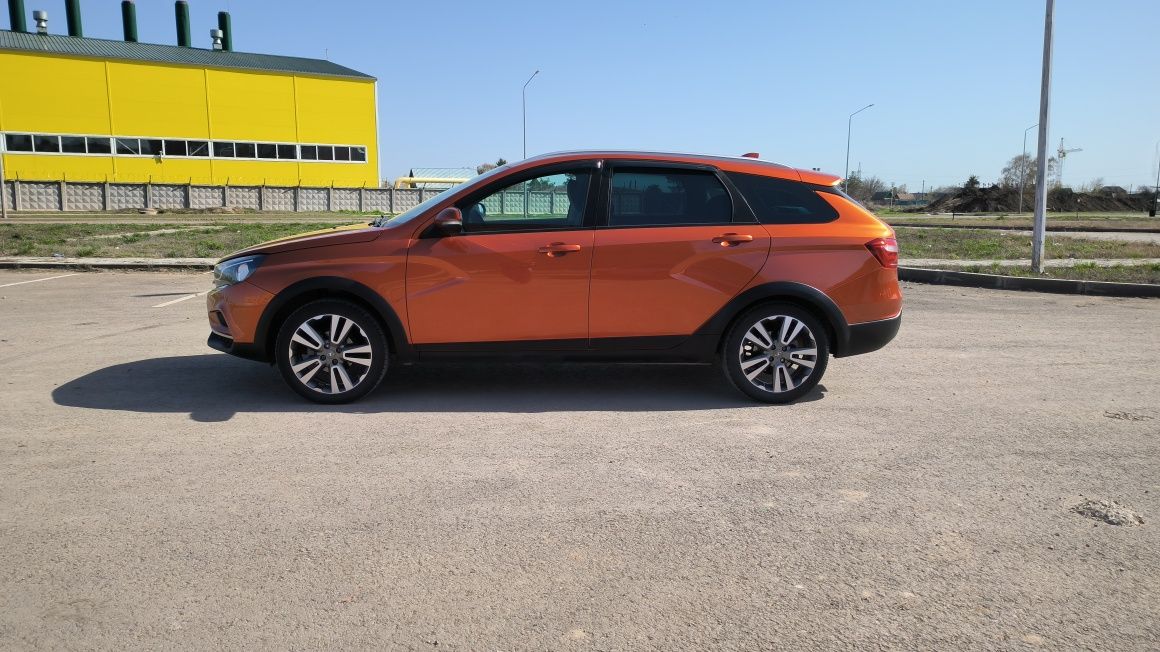 Lada vesta sw cross