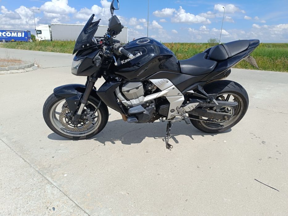 Vând Kawasaki z750