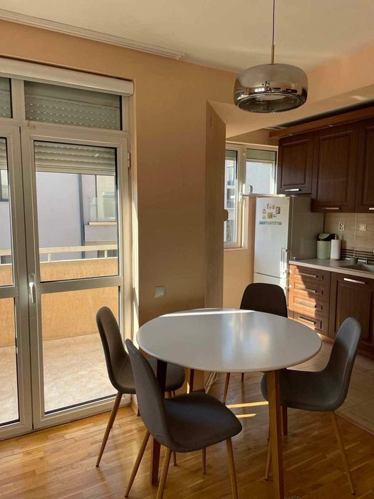 Дава се под наем Тристаен апартамент в Пловдив, Център - 75 кв.м за 550 € - Снимка #5