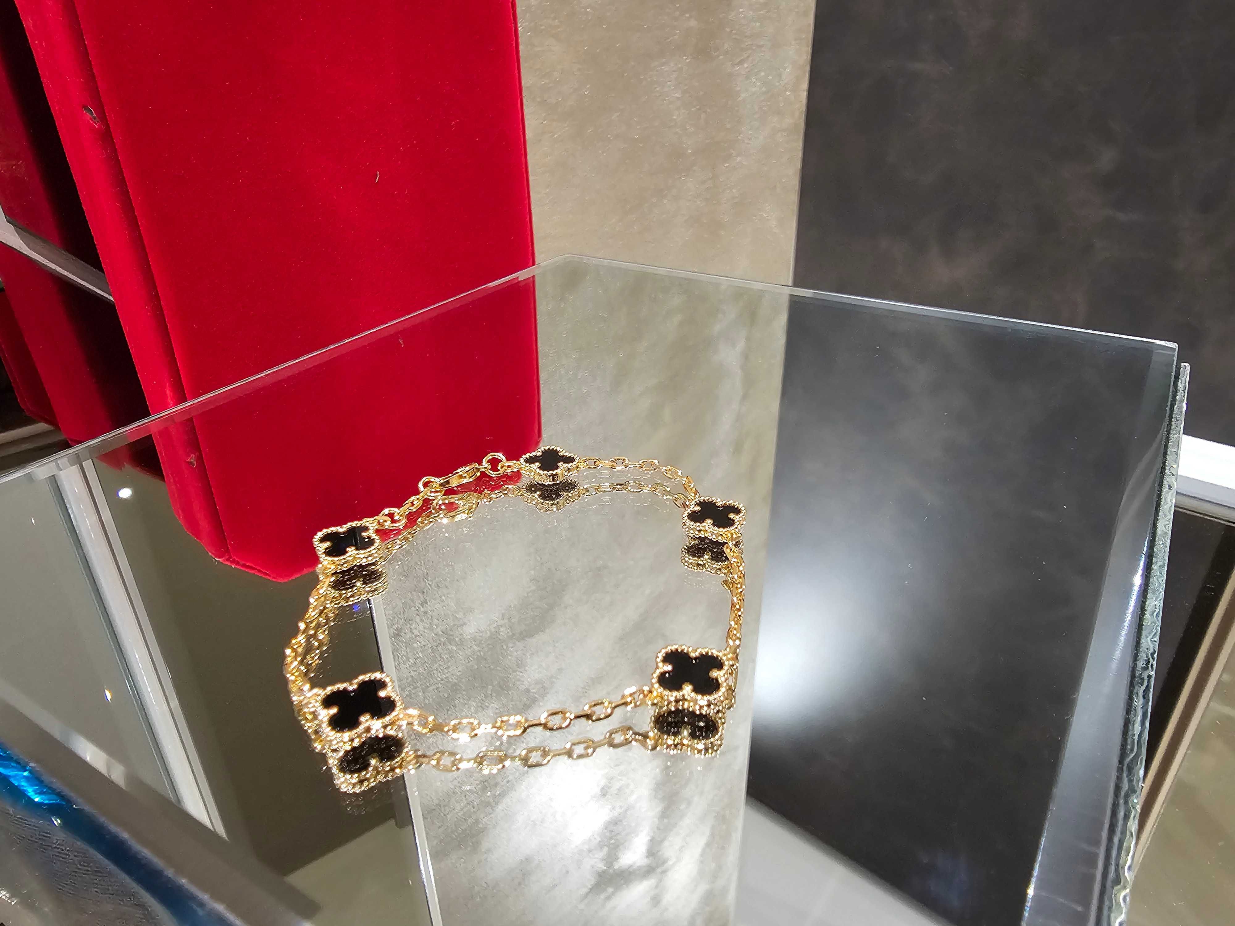 Van Cleef & Arpels VCA Rose Onyx 5 Motifs Sweet Alhambra Дамска Гривна