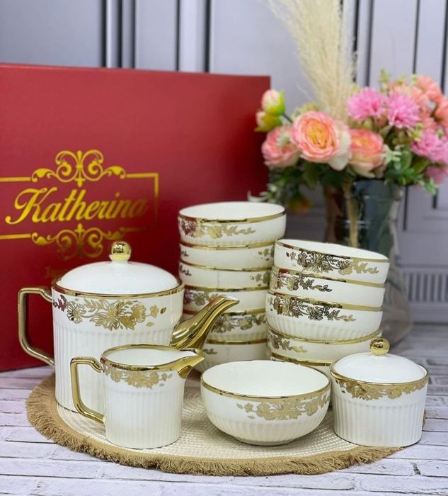 Продам чайный сервиз.