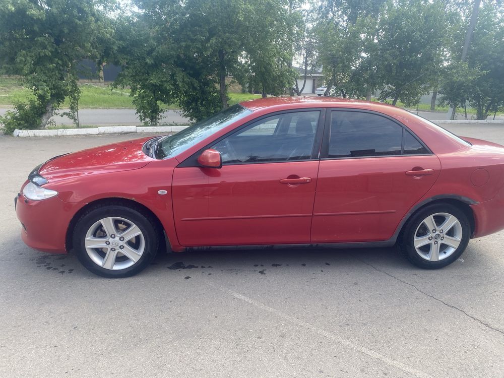 Автомобиль mazda 6