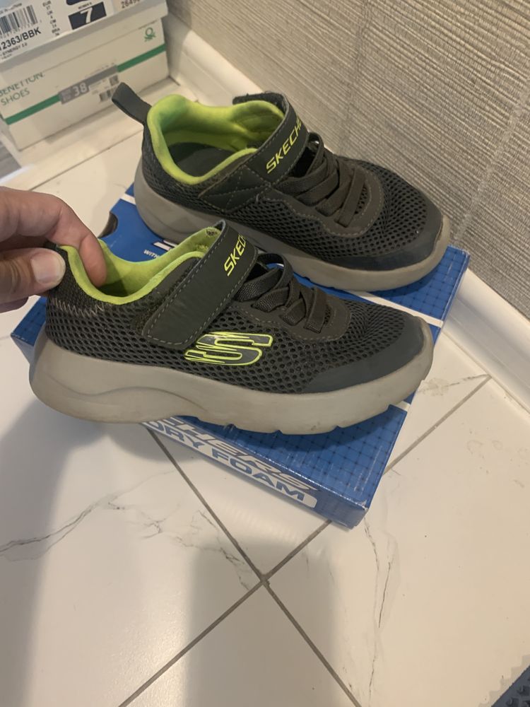 Кроссовки Skechers 27 р