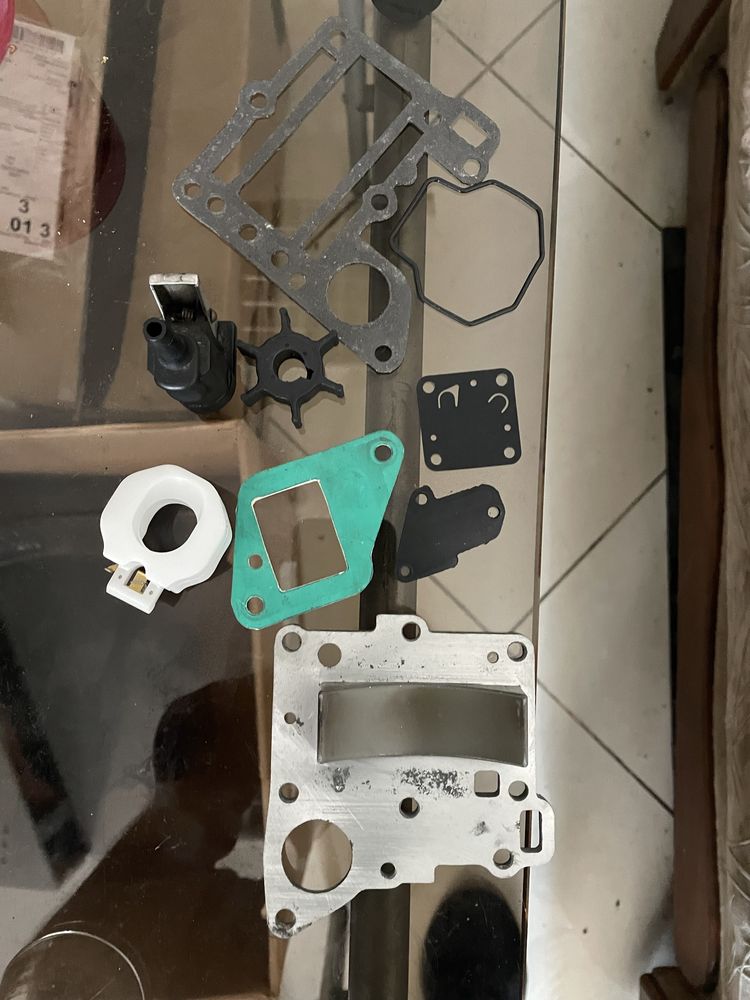Части извънбордов Honda 5HP нови