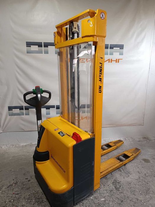 Електрическа палетна количка-стакер Jungheinrich EJC122