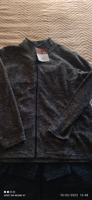 ПОЛАРЕН Суичер нов размери  XL