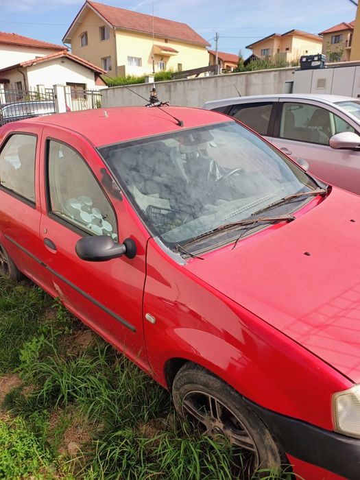 Vând mașină pentru rabla