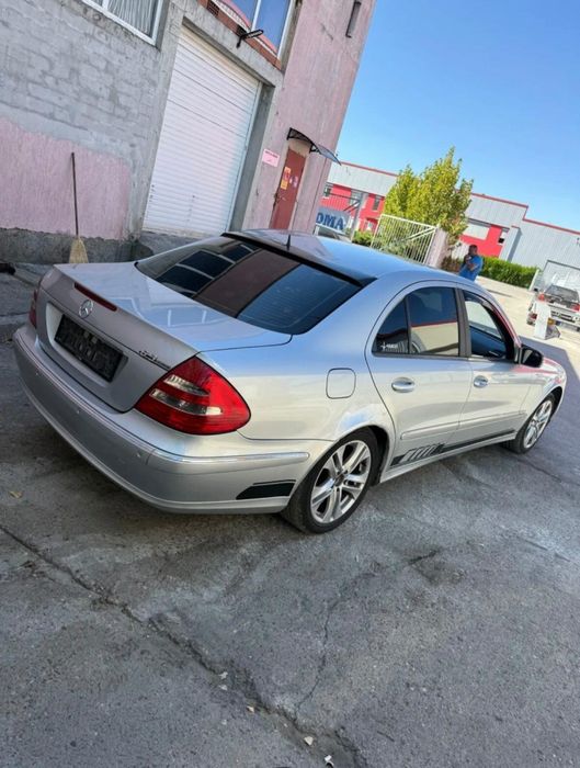 Mercedes e220 cdi на части