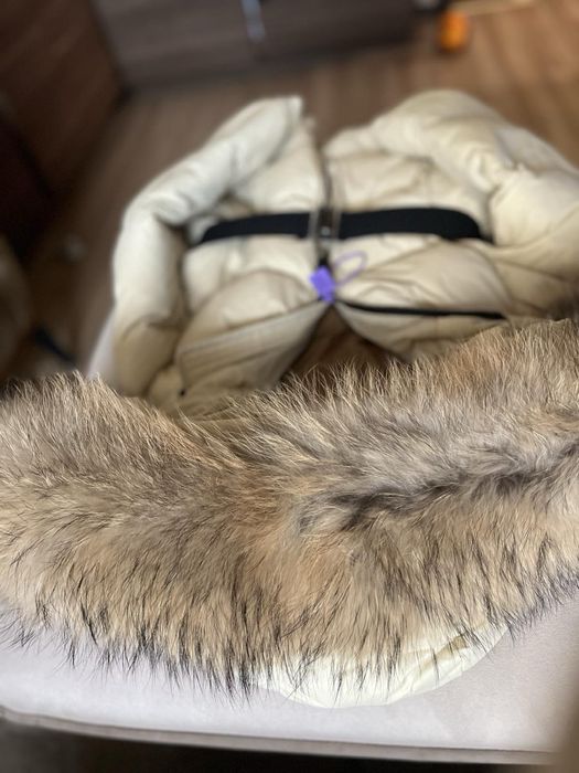 Зимно яке с пълнеж гъши пух яка от лисица намалено