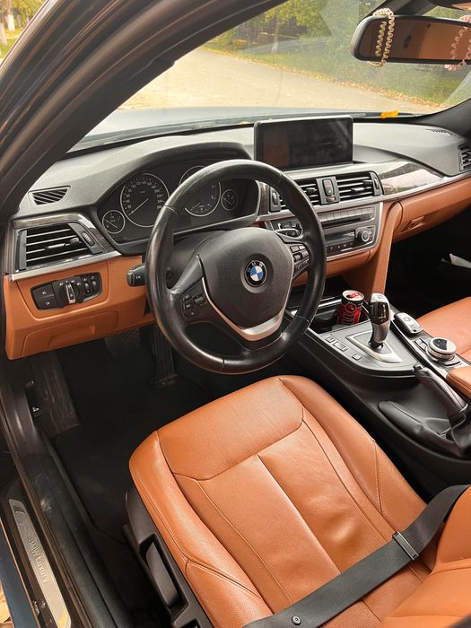 Vând/schimb f30 2.0D luxury line