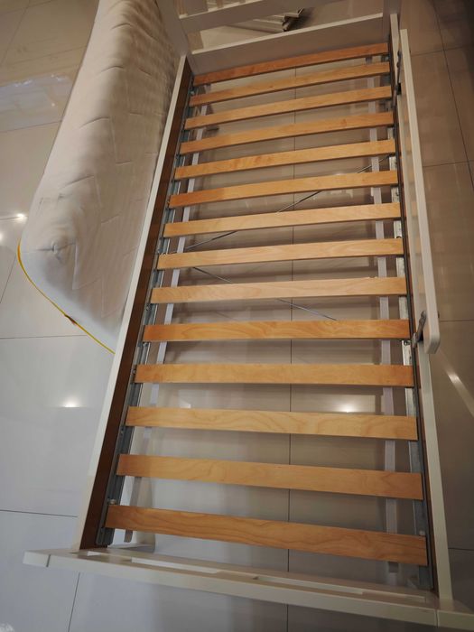 Продавам детско легло Kriter /Критер/ 165х75см