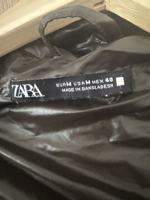 geaca zara nepurtata