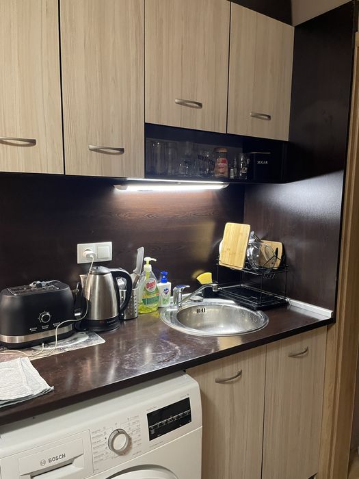 Кухня със страници и гръб венге