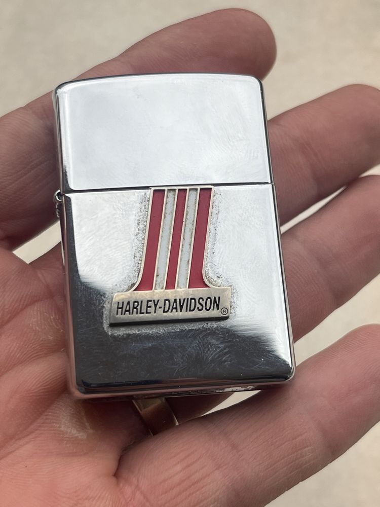 Bricheta zippo Harley Davidson, pe gaz