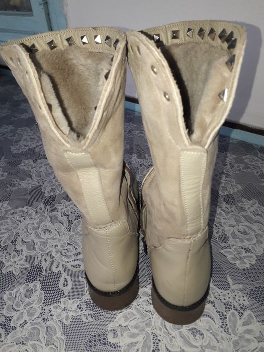 Cizme din piele naturala