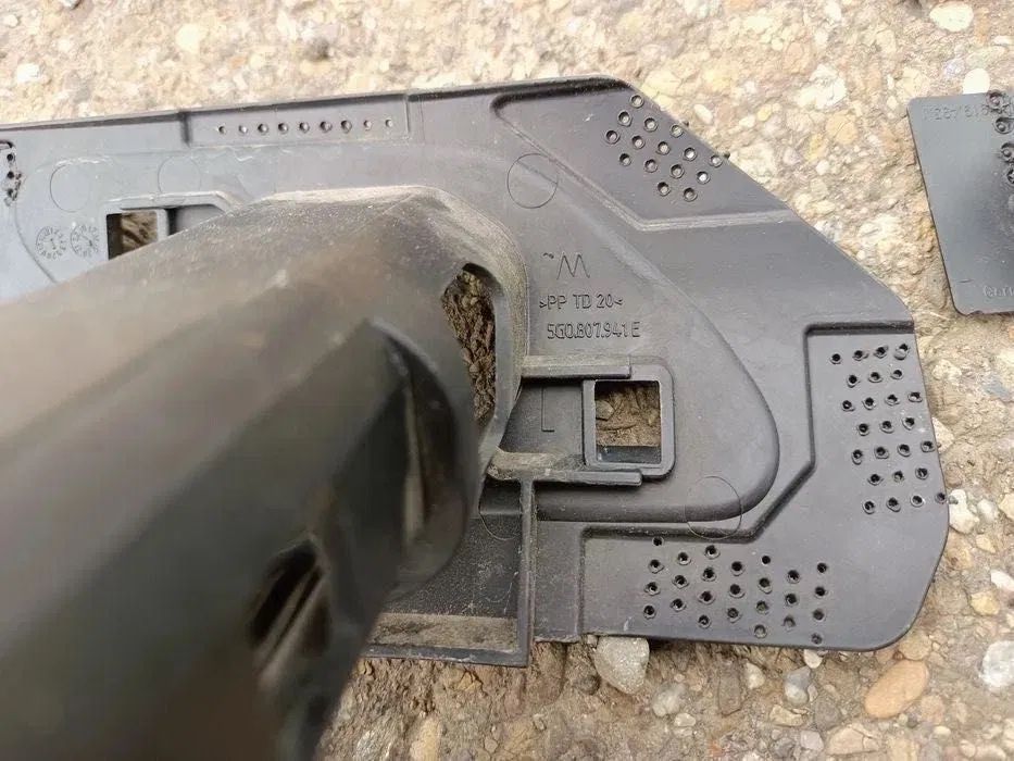 Suport senzor/Spălător far VW Golf7/Passat B8/Touareg/Toyota