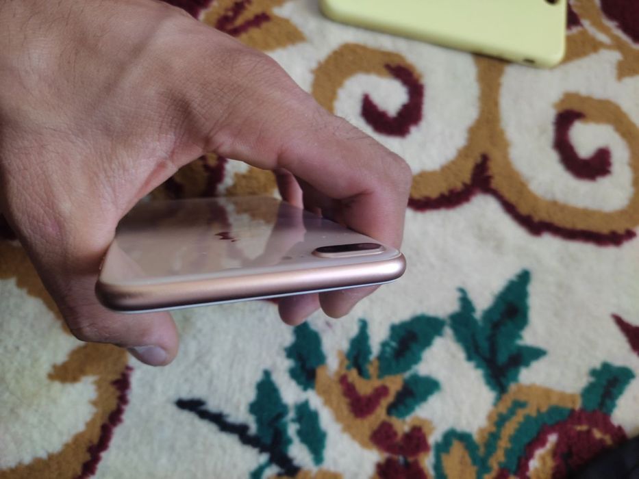 Iphone 8puls gold