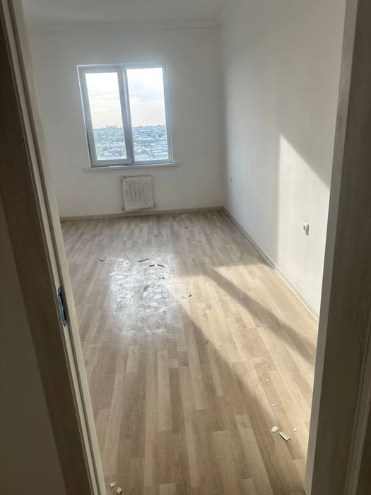 Sergeli 3 xonali kvartira srochn