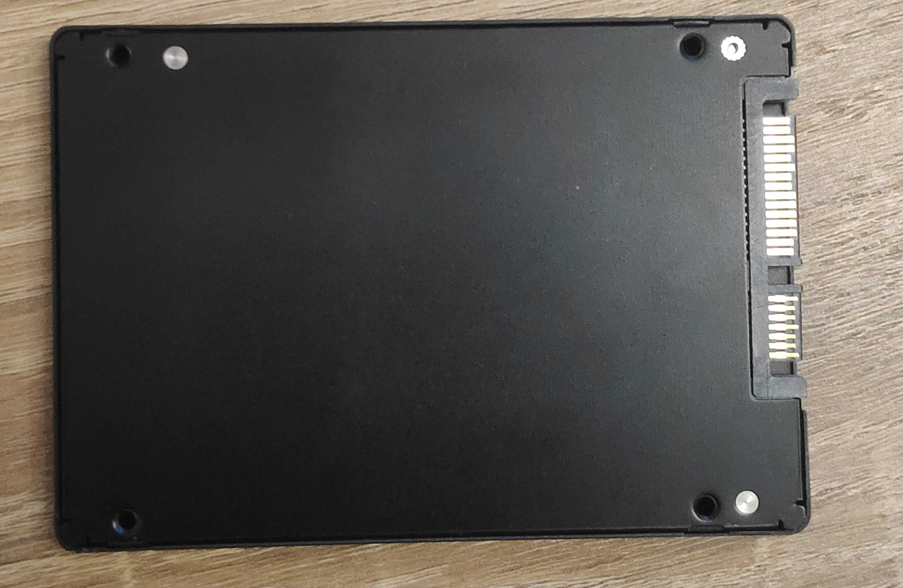 SSD Micron 1100  256GB