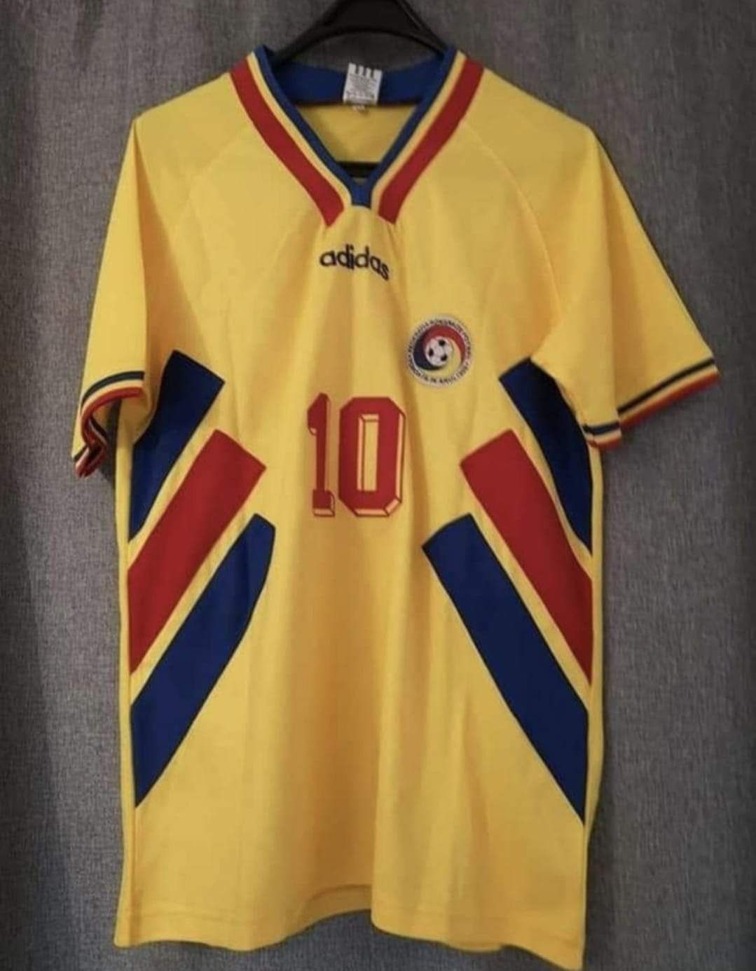 Tricou fotbal Hagi Romania 1994, nou cu eticheta