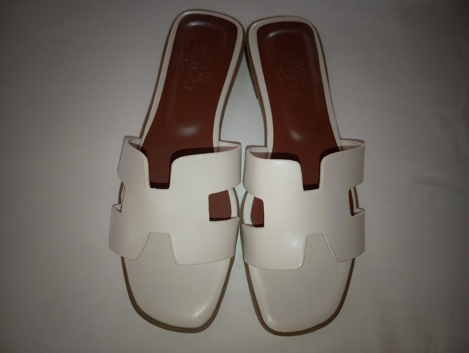 Skjsgxjfifhgdjsksgshd