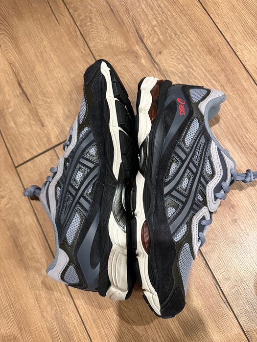 ASICS Gel-NYC
"Gravel & Black"