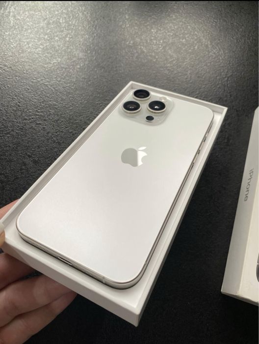 Iphone 15 pro max white 256 gb