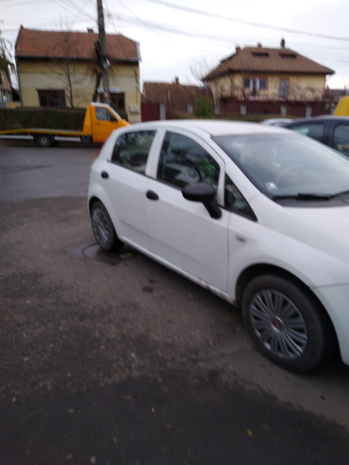 Vând Fiat Grandes Punto